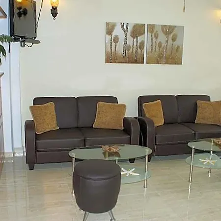 Hotel Zeus 2*